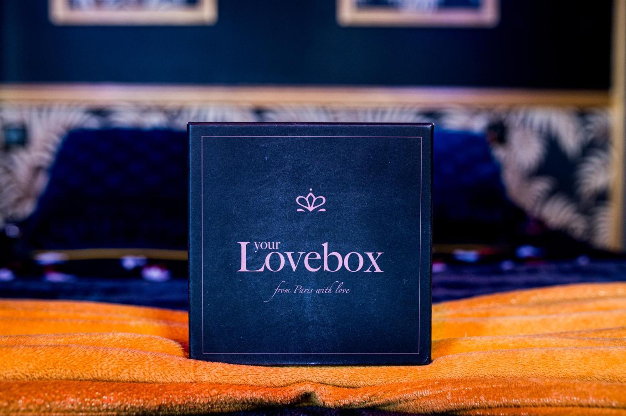 Loveroom Sauna, Balneo, Parking Prive Dans Le Centre De オンフルール 部屋 写真